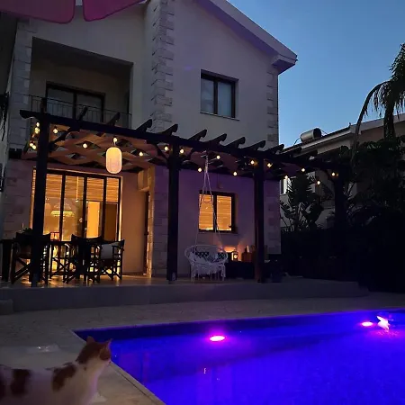 Ada By Multirents וילה פאראלימני